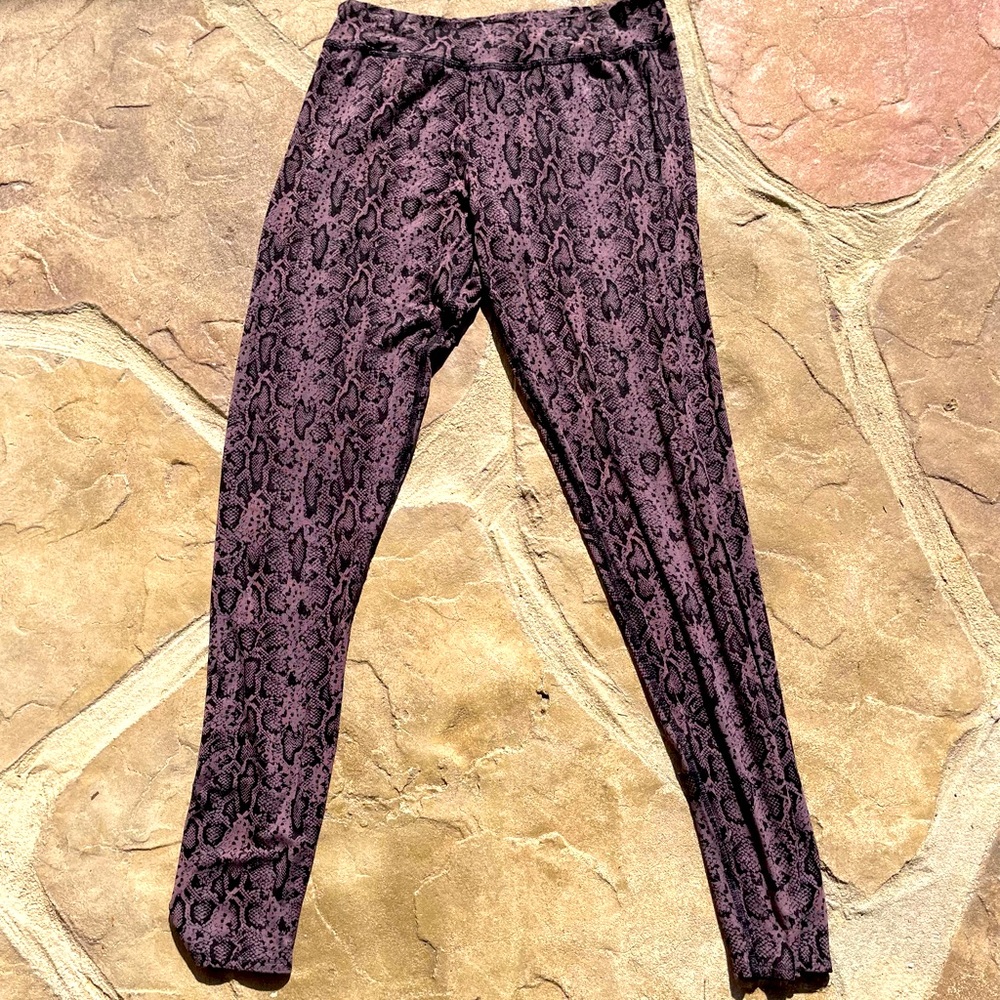 Soma, Black & Taupe, Snakeskin design, Leggings, Size M